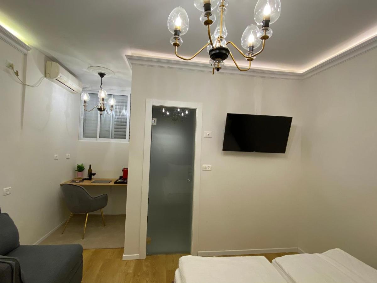 Rothschild Room Petach Tikva Exterior foto